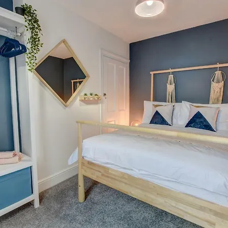 Stones Throw Дом отдыха *