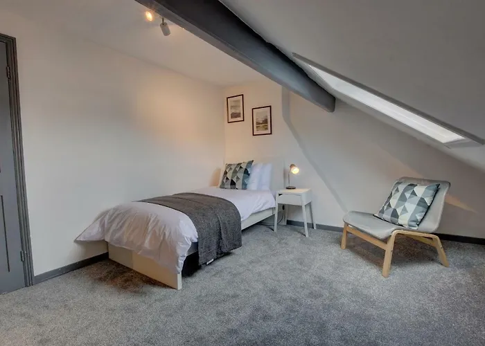 Stones Throw Semesterbostad *